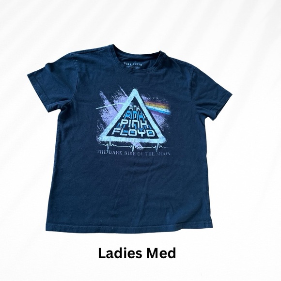 Pink Floyd Tops - 🔥
Pink Floyd Ladies Med t-Shirt